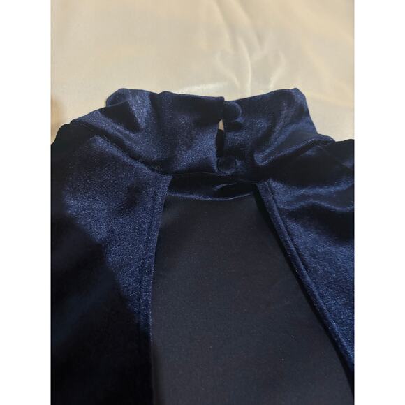 Anthropologie Women's Amandi Velvet Long Sleeve Maxi Dress  Blue Size Medium - Picture 16 of 16